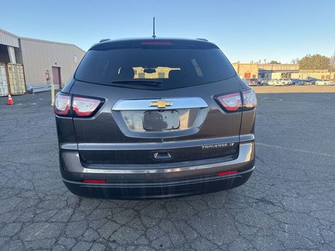 Used 2014 Chevrolet Traverse LT image 16