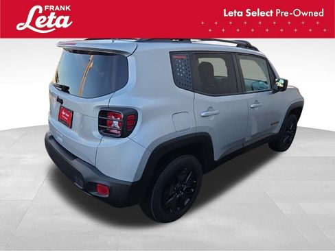 Used 2018 Jeep Renegade Sport w/ Power & Air Group image 12