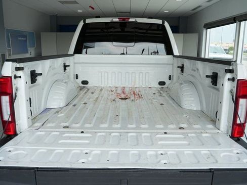 Used 2022 Ford F250 Platinum w/ FX4 Off-Road Package image 7