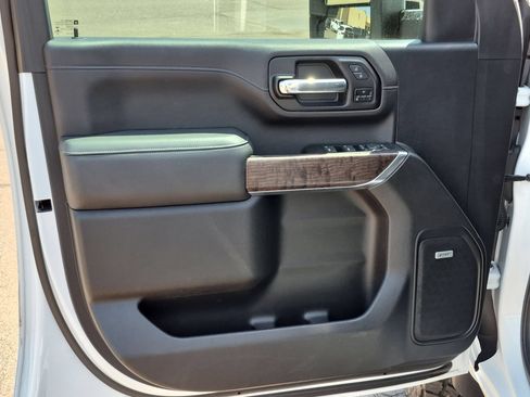 Used 2020 GMC Sierra 3500 Denali w/ Technology Package AWD/4WD image 11