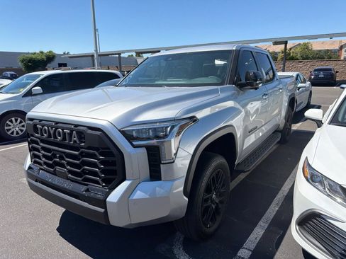 Used 2026 Toyota Tundra Limited AWD/4WD image 3