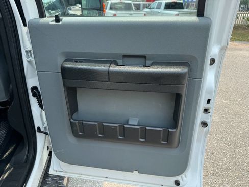 Used 2014 Ford F250 XL w/ Power Equipment Group image 39