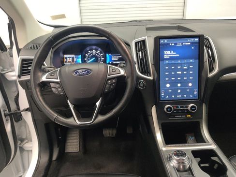 Used 2022 Ford Edge SEL image 22