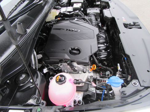 Used 2025 Kia Sportage EX image 76