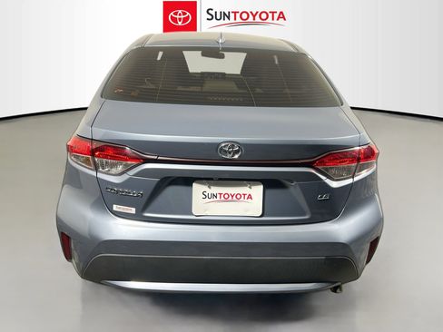 Used 2022 Toyota Corolla LE image 5
