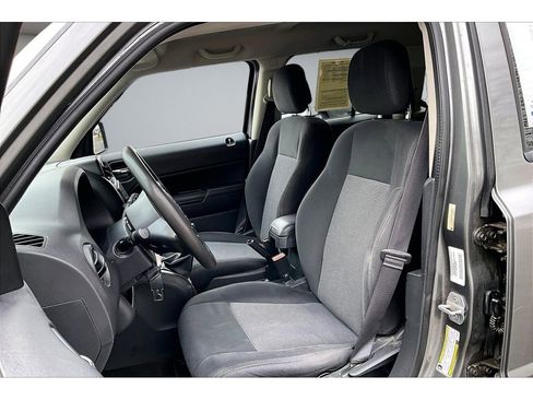 Used 2013 Jeep Patriot Sport w/ PWR Value Group AWD/4WD image 21