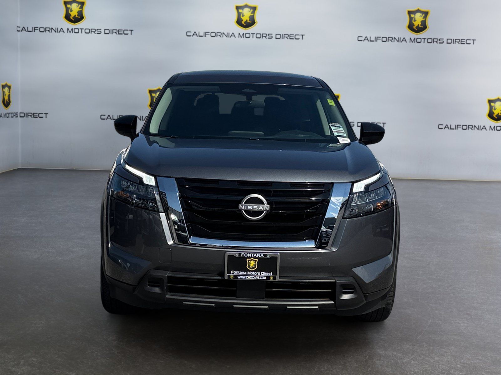 Used 2025 Nissan Pathfinder S FWD image 8