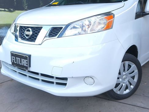 Used 2019 Nissan NV200 SV w/ Navigation Package image 10