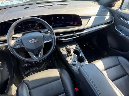 Certified 2025 Cadillac XT4 Premium Luxury AWD/4WD image 6