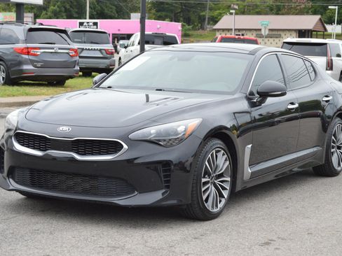 Used 2019 Kia Stinger Premium RWD image 1