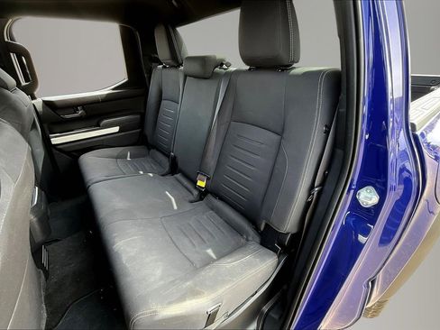 Used 2024 Toyota Tacoma TRD Off-Road image 23