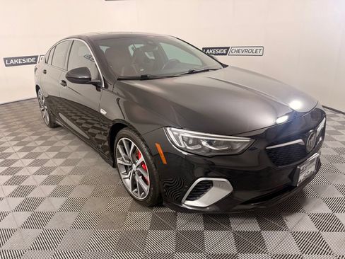 Used 2018 Buick Regal GS w/ Driver Confidence Package #2 AWD/4WD image 8