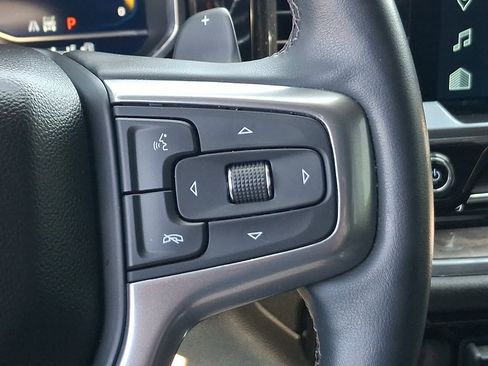 Used 2023 Chevrolet Silverado 1500 LTZ AWD/4WD image 22