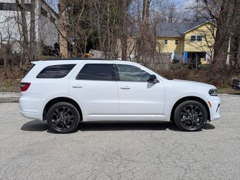 Certified 2023 Dodge Durango GT AWD/4WD image 2