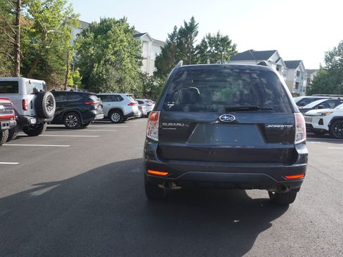 Used 2010 Subaru Forester 2.5X Premium w/ Popular Equipment Group 1A AWD/4WD image 5