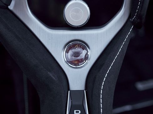 Used 2024 McLaren 750S Spider image 65