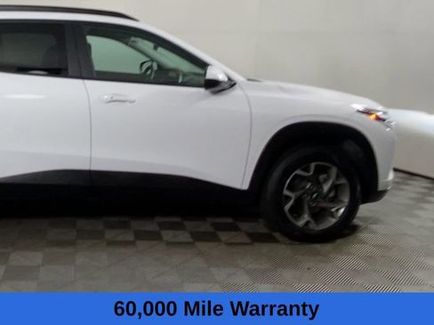 Certified 2025 Chevrolet Trax LT w/ Driver Confidence Package image 3