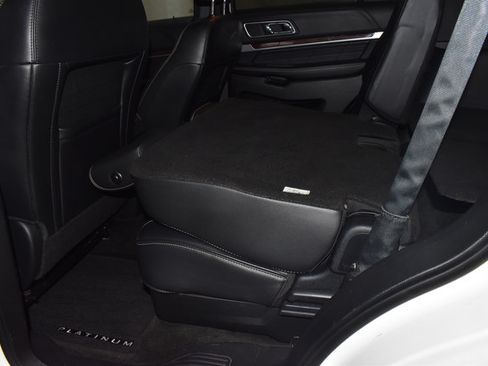 Used 2017 Ford Explorer Platinum AWD/4WD image 12