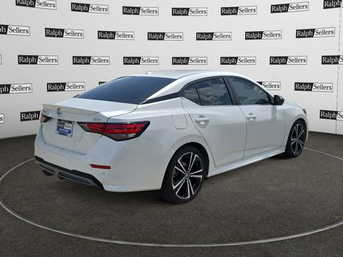 Used 2021 Nissan Sentra SR w/ SR Premium Package FWD image 6