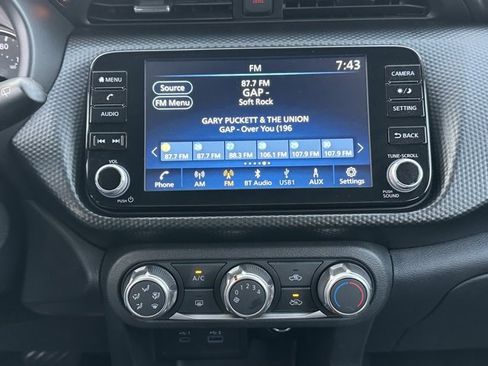 Certified 2024 Nissan Kicks SV image 35