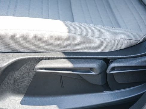 New 2027 Honda HR-V LX image 11