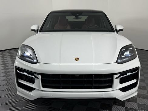 Certified 2026 Porsche Cayenne S AWD/4WD image 6