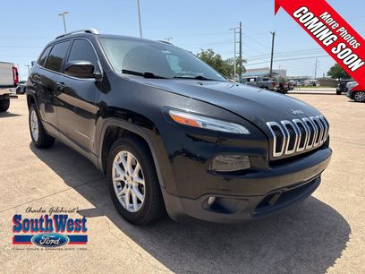 Used 2017 Jeep Cherokee Latitude w/ Comfort & Sound Group