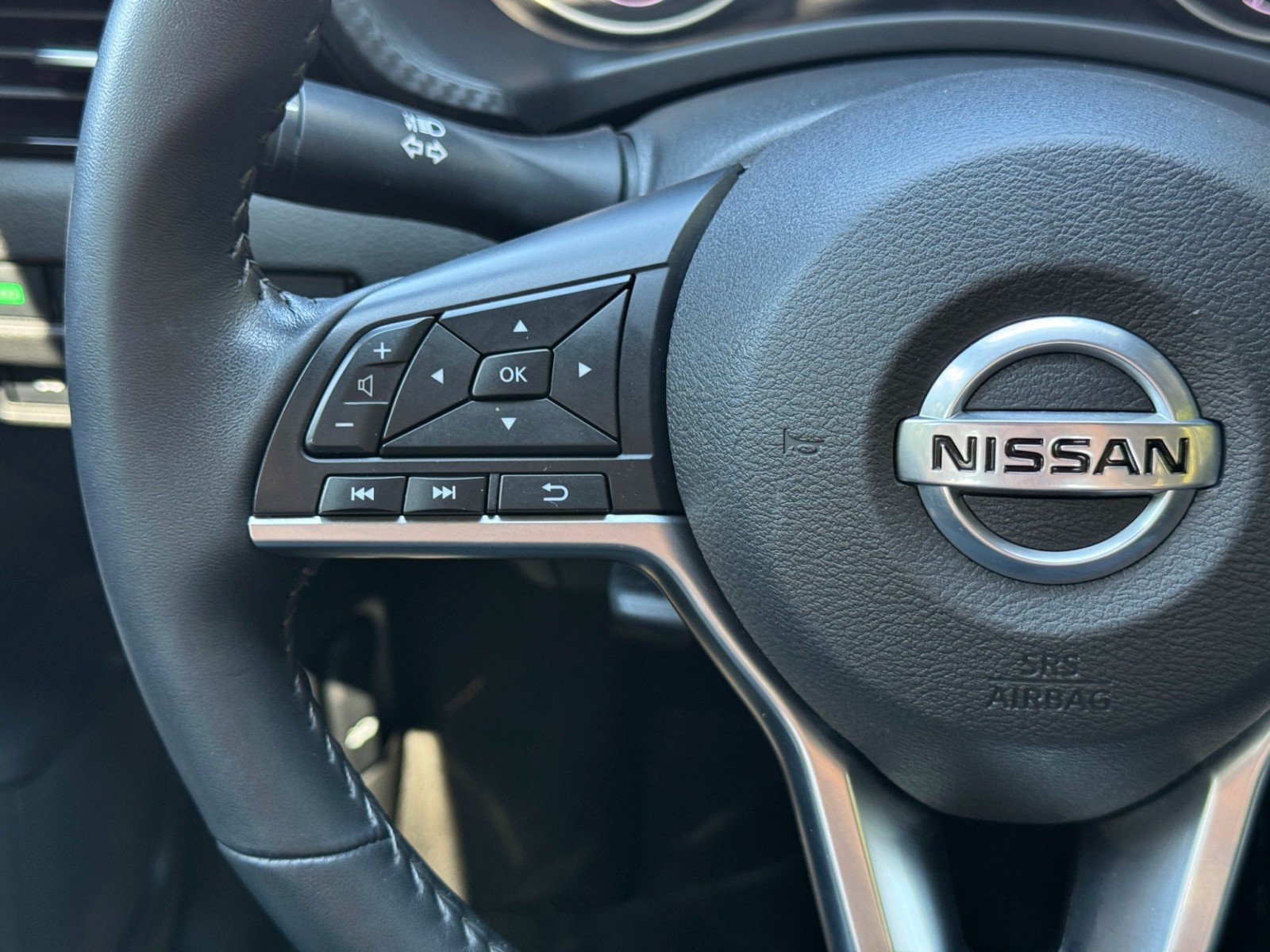 Used 2021 Nissan Sentra SV FWD image 19