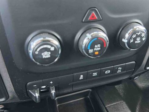 Used 2016 RAM 3500 Tradesman w/ Protection Group image 20