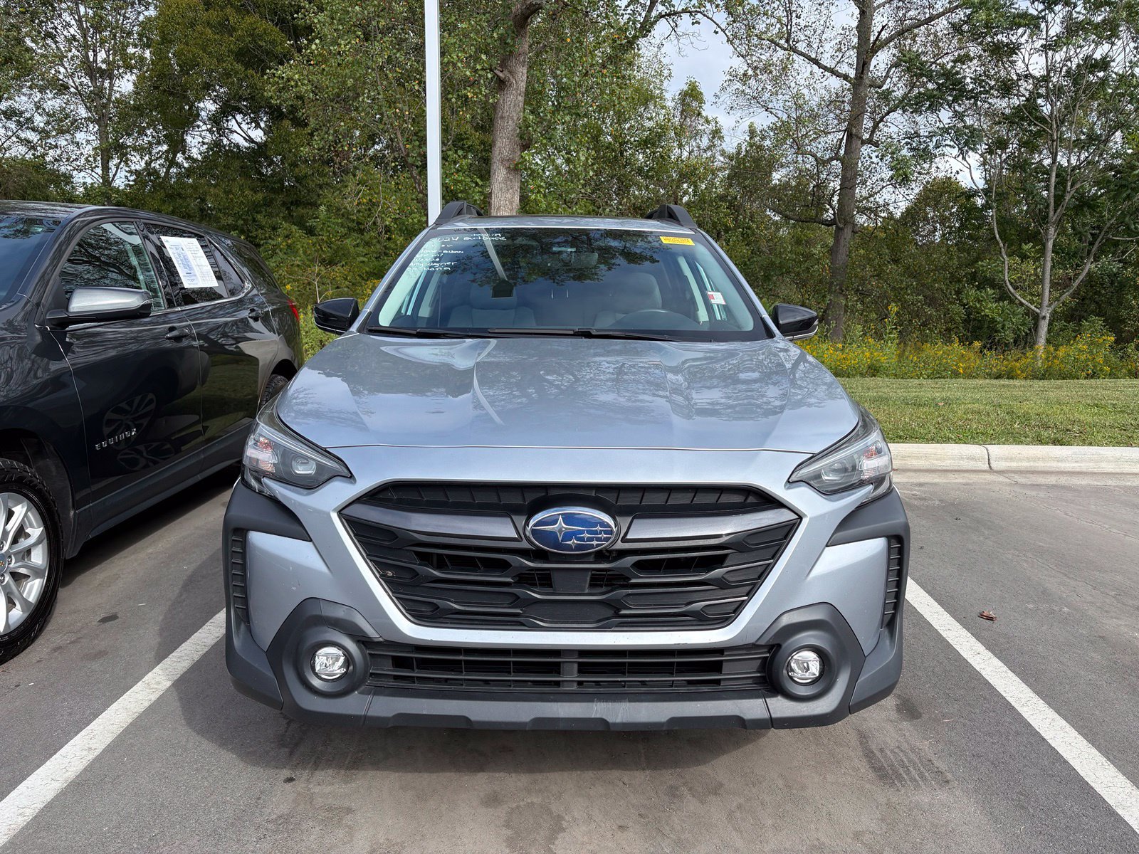 Used 2024 Subaru Outback Premium AWD/4WD image 2