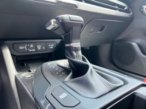 Certified 2025 Kia K4 GT-Line Turbo FWD image 25
