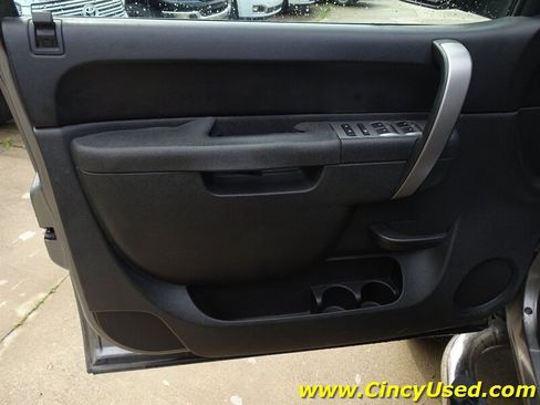 Used 2013 Chevrolet Silverado 2500 LT w/ Interior Plus Package AWD/4WD image 26