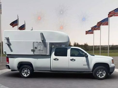 Used 2013 GMC Sierra 3500 W/T image 5