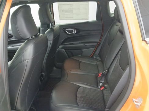New 2026 Jeep Compass Latitude AWD/4WD image 13