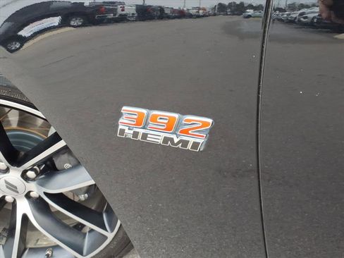 Used 2018 Dodge Charger R/T Scat Pack image 11