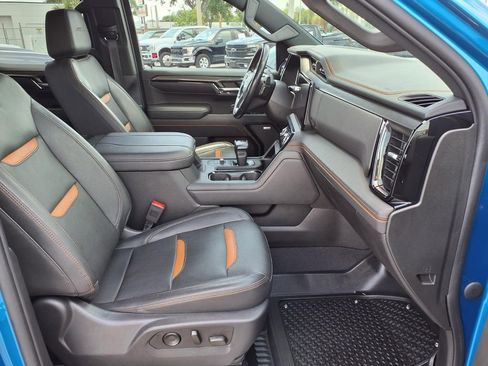 Used 2023 GMC Sierra 1500 AT4 AWD/4WD image 13
