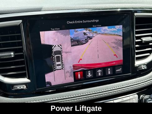 New 2026 Chrysler Pacifica Select image 13