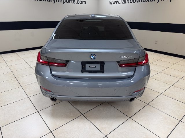 Used 2023 BMW 330e w/ Driving Assistance Package RWD image 5
