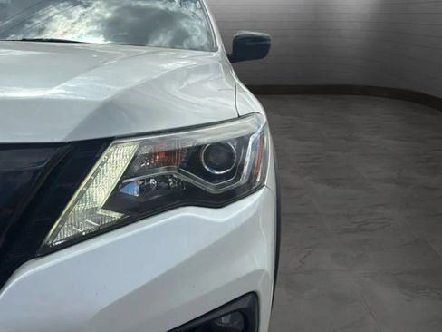 Used 2019 Nissan Pathfinder SV w/ Rock Creek Edition FWD image 30