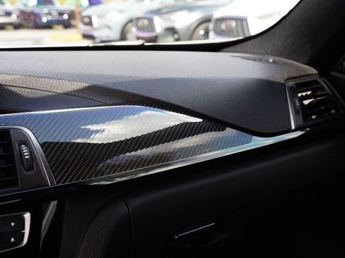 Used 2018 BMW M4 Coupe RWD image 26