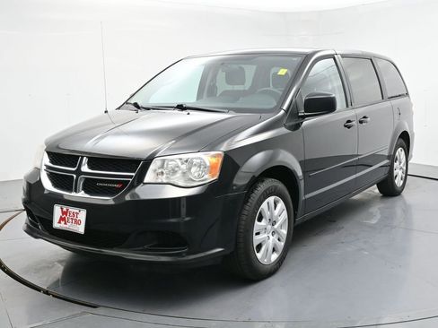 Used 2014 Dodge Grand Caravan SE w/ Quick Order Package 29E SE FWD image 2