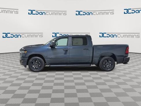 New 2026 RAM 1500 Express AWD/4WD image 5