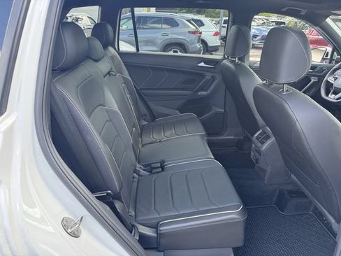 Used 2024 Volkswagen Tiguan SEL R-Line AWD/4WD image 32