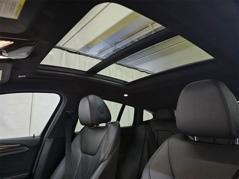 Used 2019 BMW X4 xDrive30i w/ Premium Package image 23