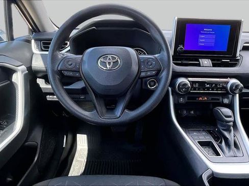 Certified 2025 Toyota RAV4 XLE w/ Convenience Package FWD image 6