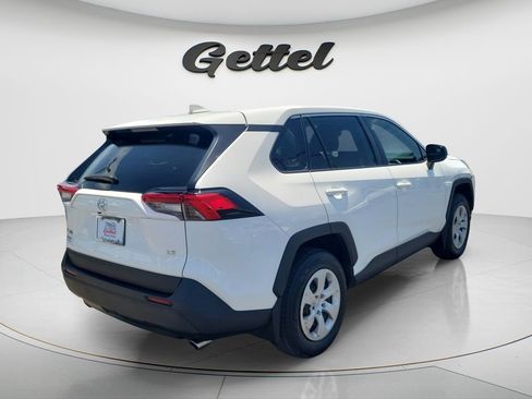 Used 2024 Toyota RAV4 LE FWD image 7