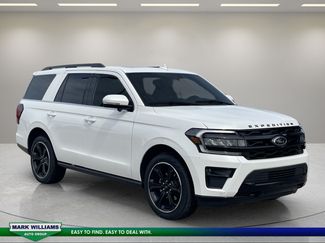 Used 2024 Ford Expedition Limited AWD/4WD video 1
