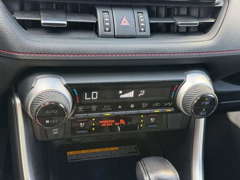 Certified 2021 Toyota RAV4 XSE w/ Premium Package AWD/4WD image 20
