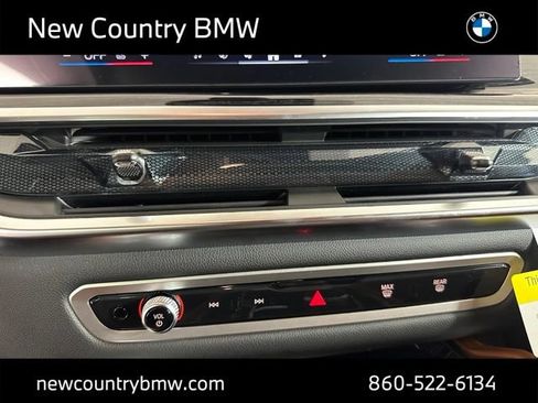 New 2027 BMW X6 xDrive40i w/ Climate Comfort Package AWD/4WD image 19