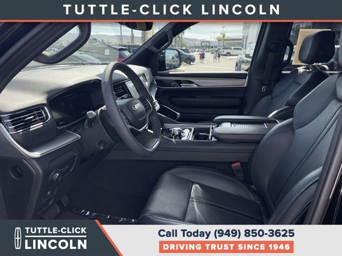 Used 2026 Jeep Grand Wagoneer 2WD w/ Premium Group I image 18